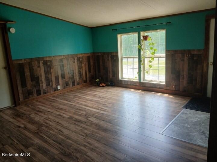 201 Loop Road Savoy, MA 01256 - Photo 12 of 20 Living Room 3