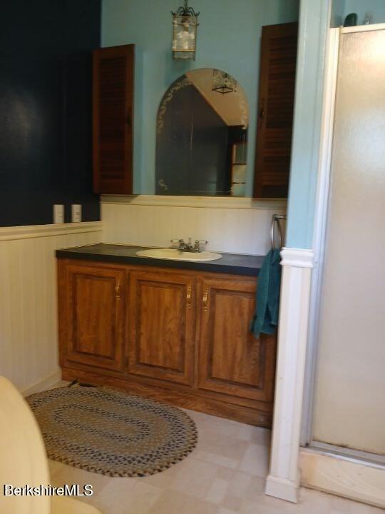 201 Loop Road Savoy, MA 01256 - Photo 16 of 20 Primary Bathroom 2