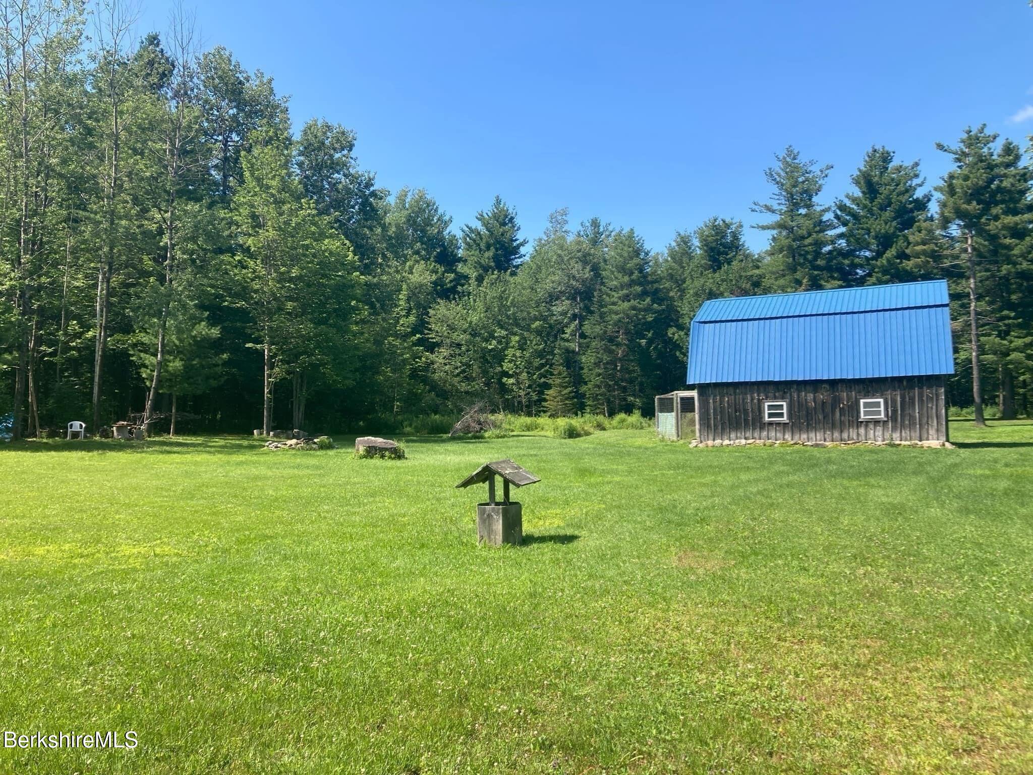 201 Loop Road Savoy, MA 01256 - Photo 4 of 20 Barn 1