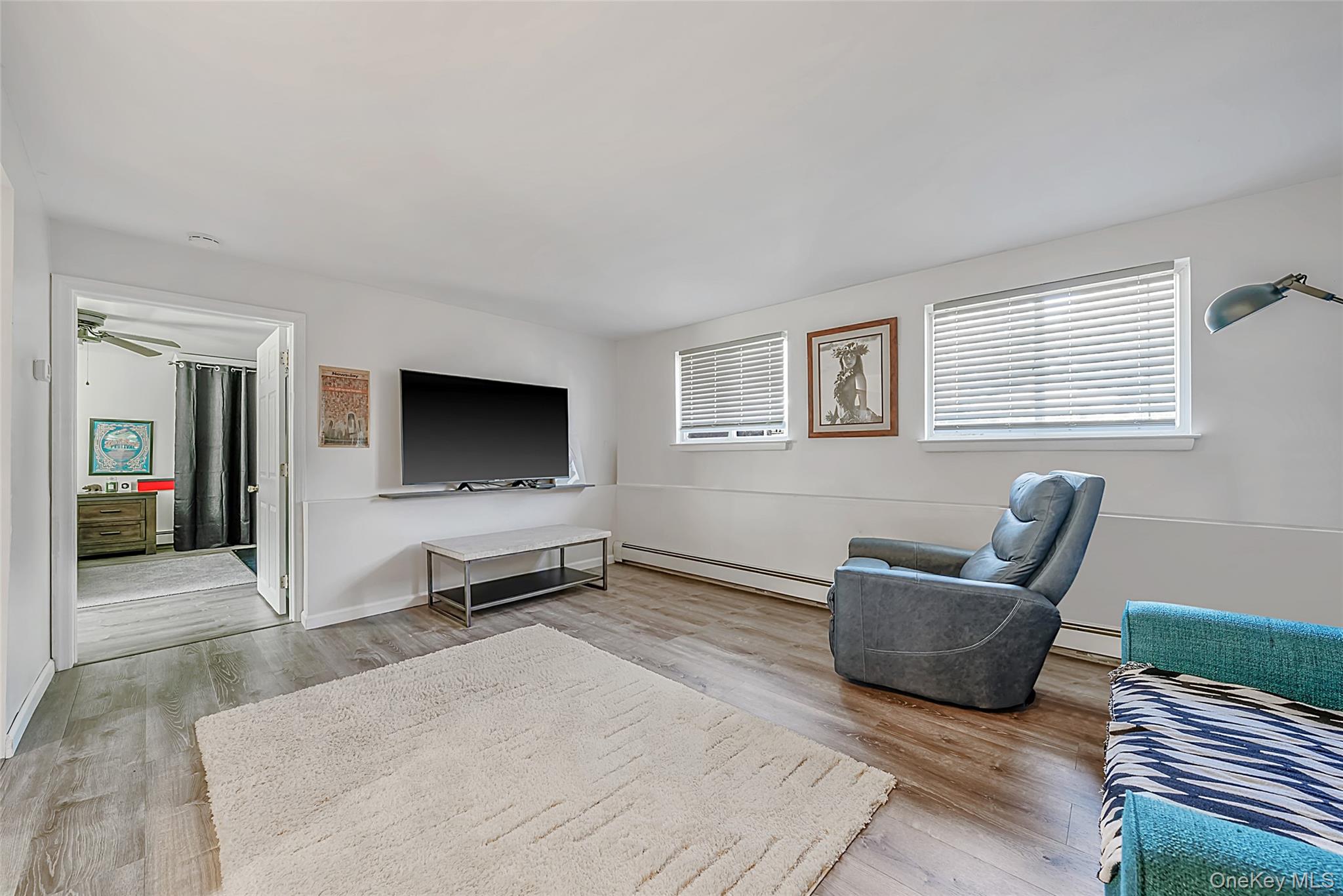 20 Rochelle Court Amityville, NY 11701 - Photo 8 of 43