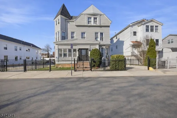 $918,888 | 13 May Street, Newark, NJ 07104