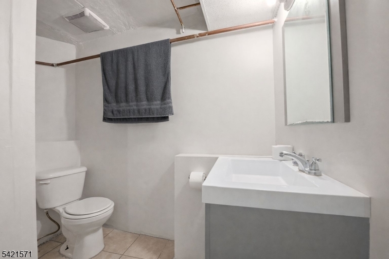 13 May Street Newark, NJ 07104 - Photo 24 of 29