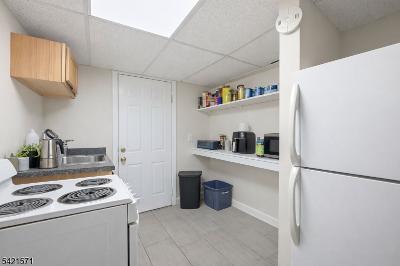 13 May Street Newark, NJ 07104 - Photo 29 of 29