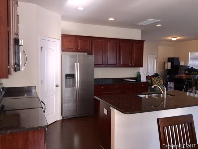 8727 Balsam Bay Road Charlotte, NC 28227 - Photo 4 of 24