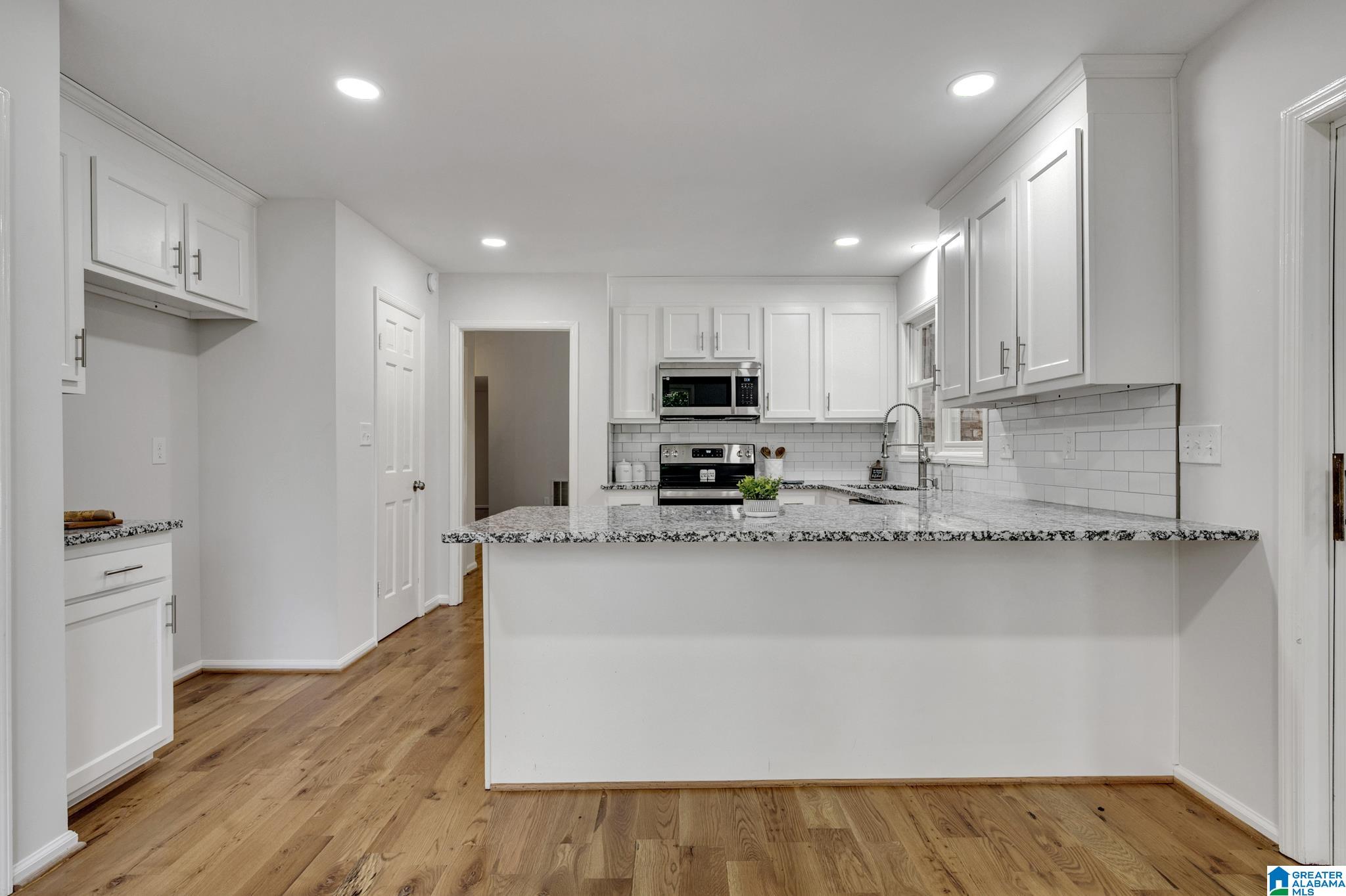 608 South Sanders Road Birmingham, AL 35226 - Photo 19 of 49