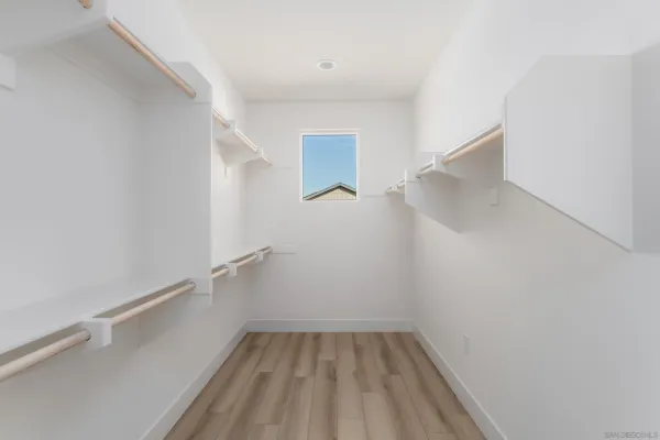 $995,000 | 702 Passion Ct Vista, Vista, CA 92083