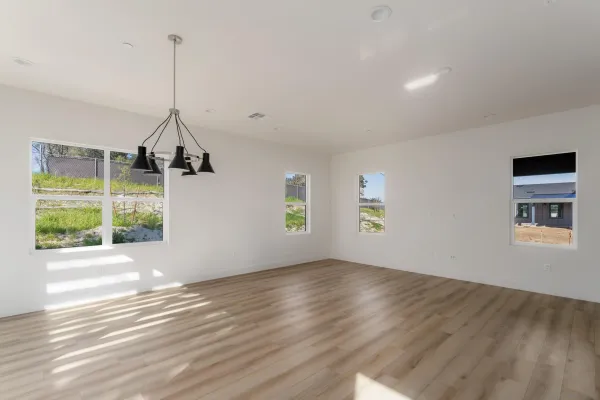 $995,000 | 702 Passion Ct Vista, Vista, CA 92083