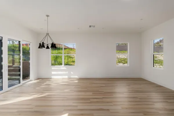 $995,000 | 702 Passion Ct Vista, Vista, CA 92083