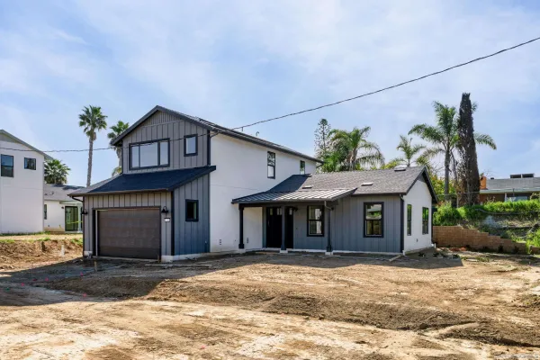 $995,000 | 702 Passion Ct Vista, Vista, CA 92083