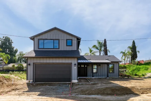 $995,000 | 702 Passion Ct Vista, Vista, CA 92083