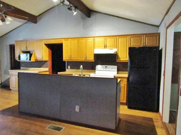 $1,650 | 1117 Woodland Trail, Tool, TX 75143