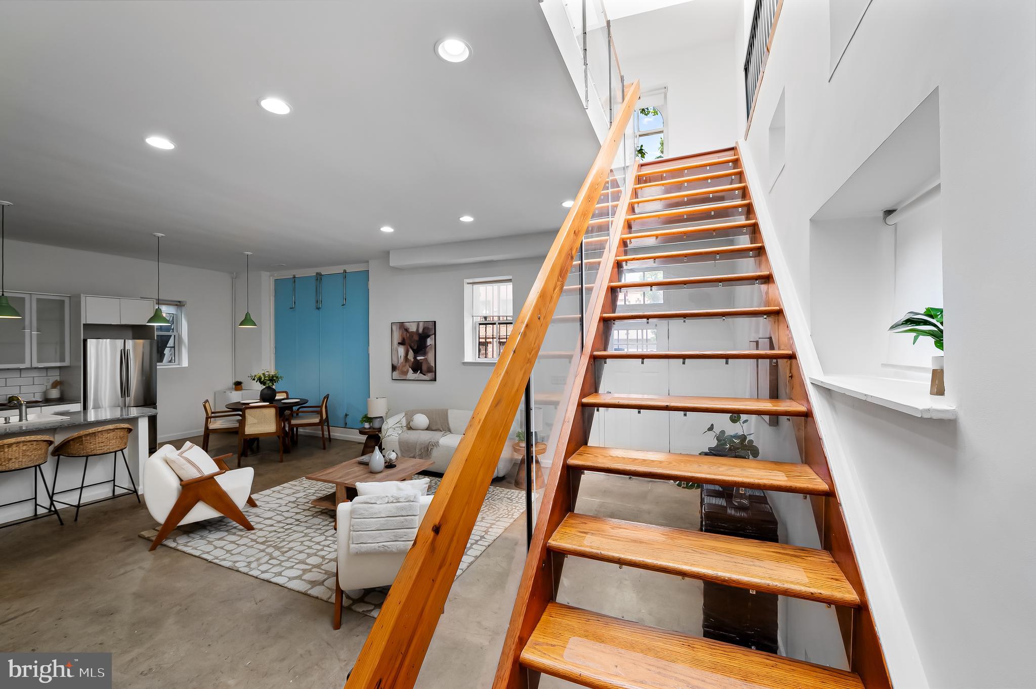 307 Mosher Street Baltimore, MD 21217 - Photo 20 of 30 a view of entryway and hall