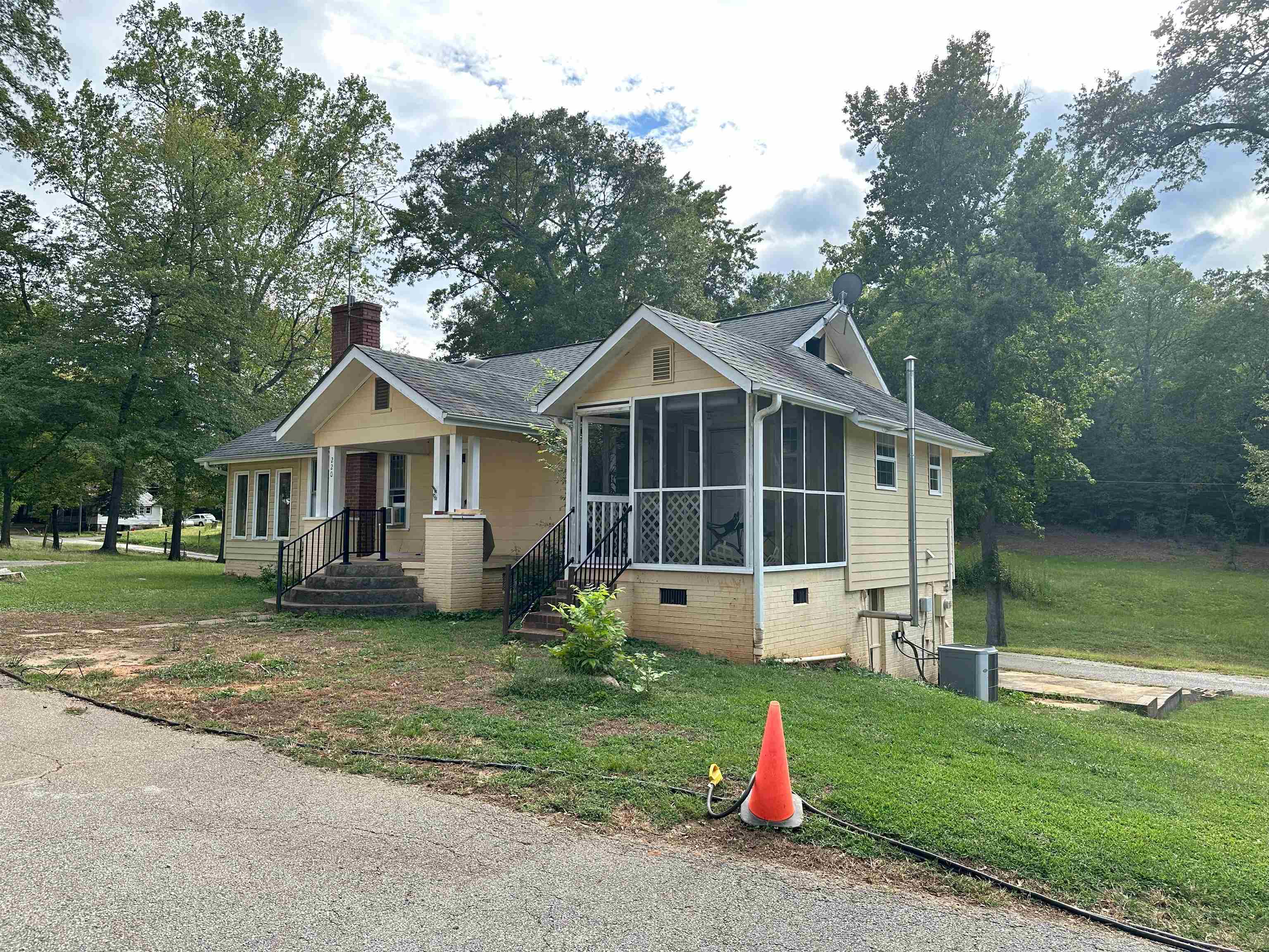 220 Willow Street Pacolet, SC 29372 - Photo 10 of 15