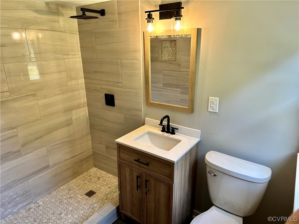 1035 Southam Drive Richmond, VA 23235 - Photo 30 of 43 a bathroom with a sink toilet and shower