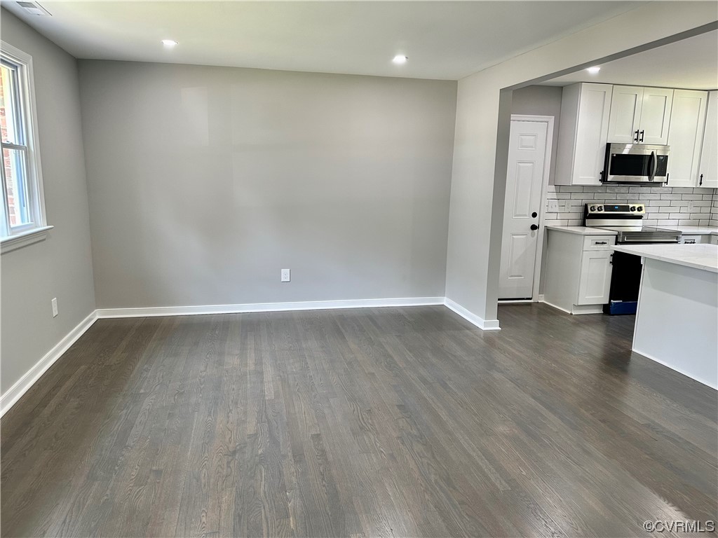 1035 Southam Drive Richmond, VA 23235 - Photo 8 of 43 a view of kitchen with wooden floor and electronic appliances