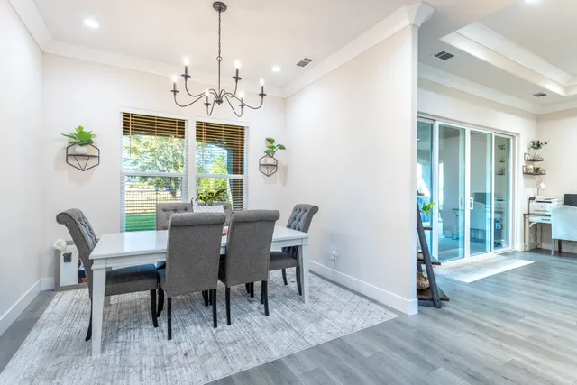 $739,900 | 910 Santa Cruz Drive, Redding, CA 96003