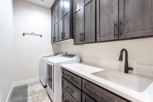 $739,900 | 910 Santa Cruz Drive, Redding, CA 96003