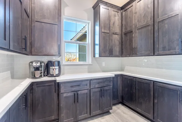 $739,900 | 910 Santa Cruz Drive, Redding, CA 96003