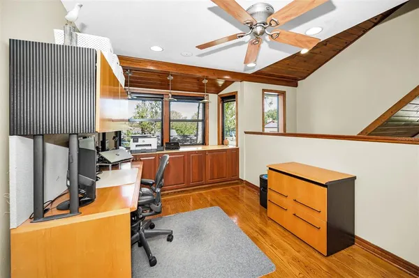 $1,100,000 | 1944 Levine Lane, Clearwater, FL 33760