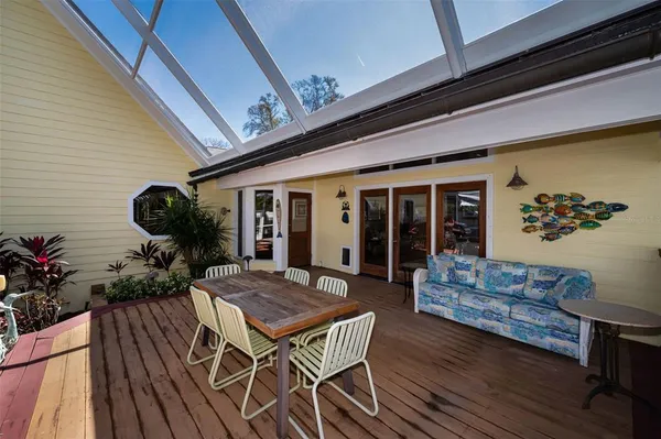 $1,100,000 | 1944 Levine Lane, Clearwater, FL 33760