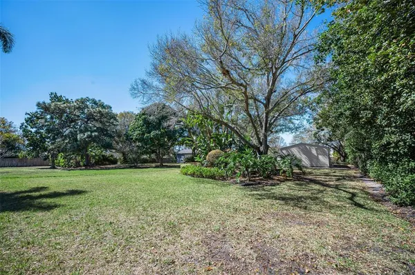 $1,100,000 | 1944 Levine Lane, Clearwater, FL 33760