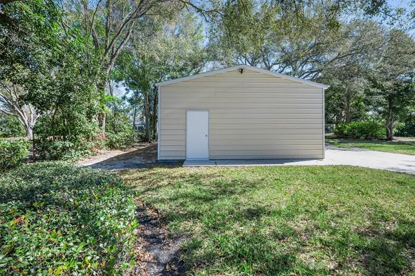 $1,100,000 | 1944 Levine Lane, Clearwater, FL 33760