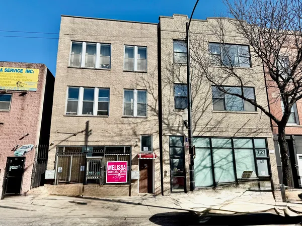 $1,300 | 719 South Western Avenue, Unit 1R, Chicago, IL 60612