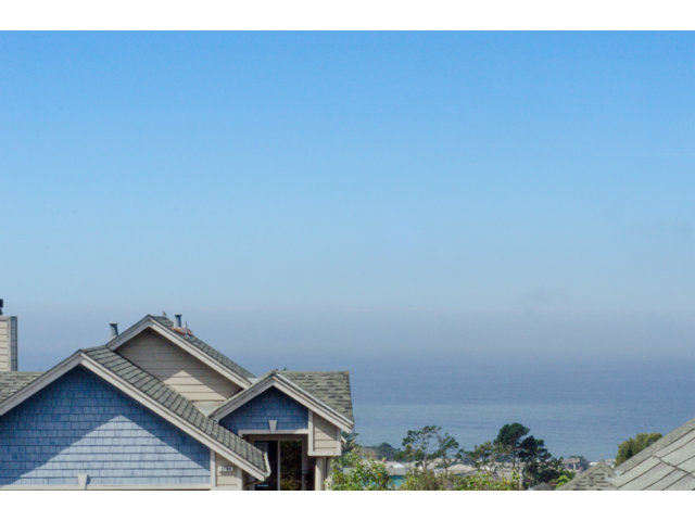 513 Monterey Road, Unit B Pacifica, CA 94044 - Photo 3 of 23 a view of an empty room