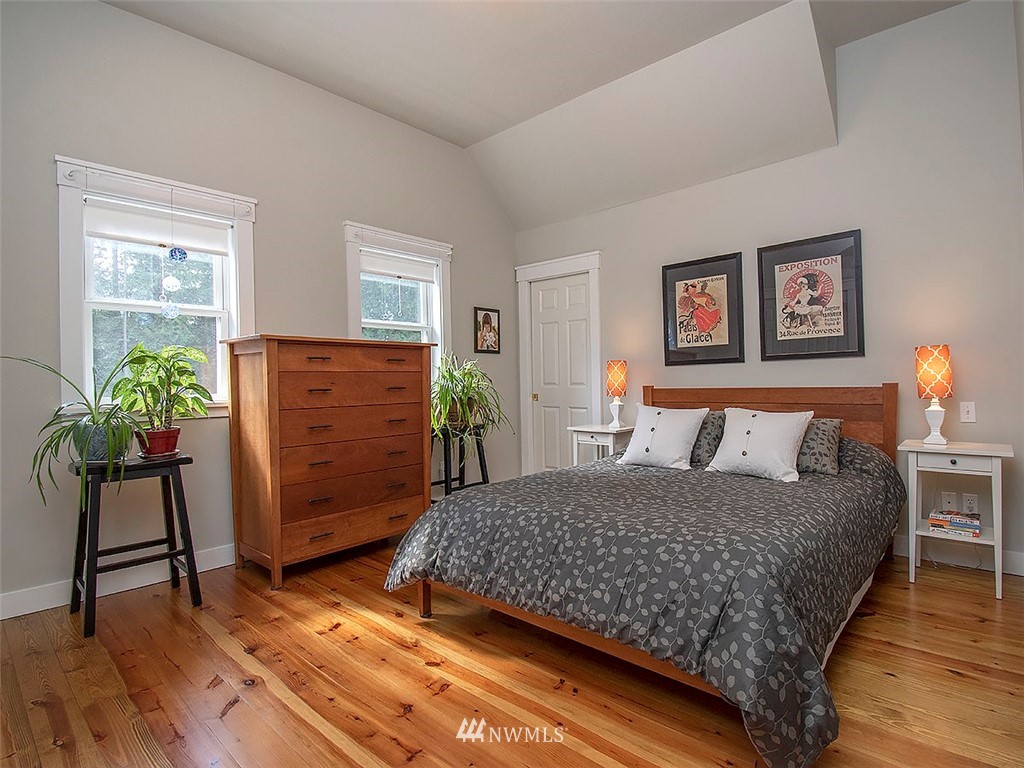 4243 Shokowakan Road Clinton, WA 98236 - Photo 25 of 35 Gallery Image 25