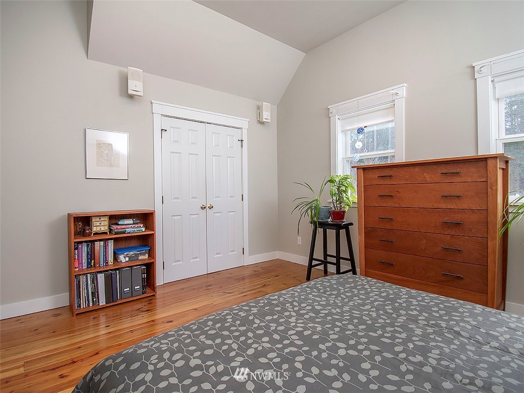 4243 Shokowakan Road Clinton, WA 98236 - Photo 26 of 35 Gallery Image 26