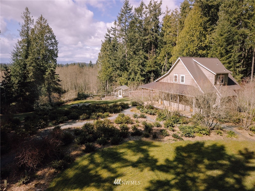 4243 Shokowakan Road Clinton, WA 98236 - Photo 35 of 35 Gallery Image 35