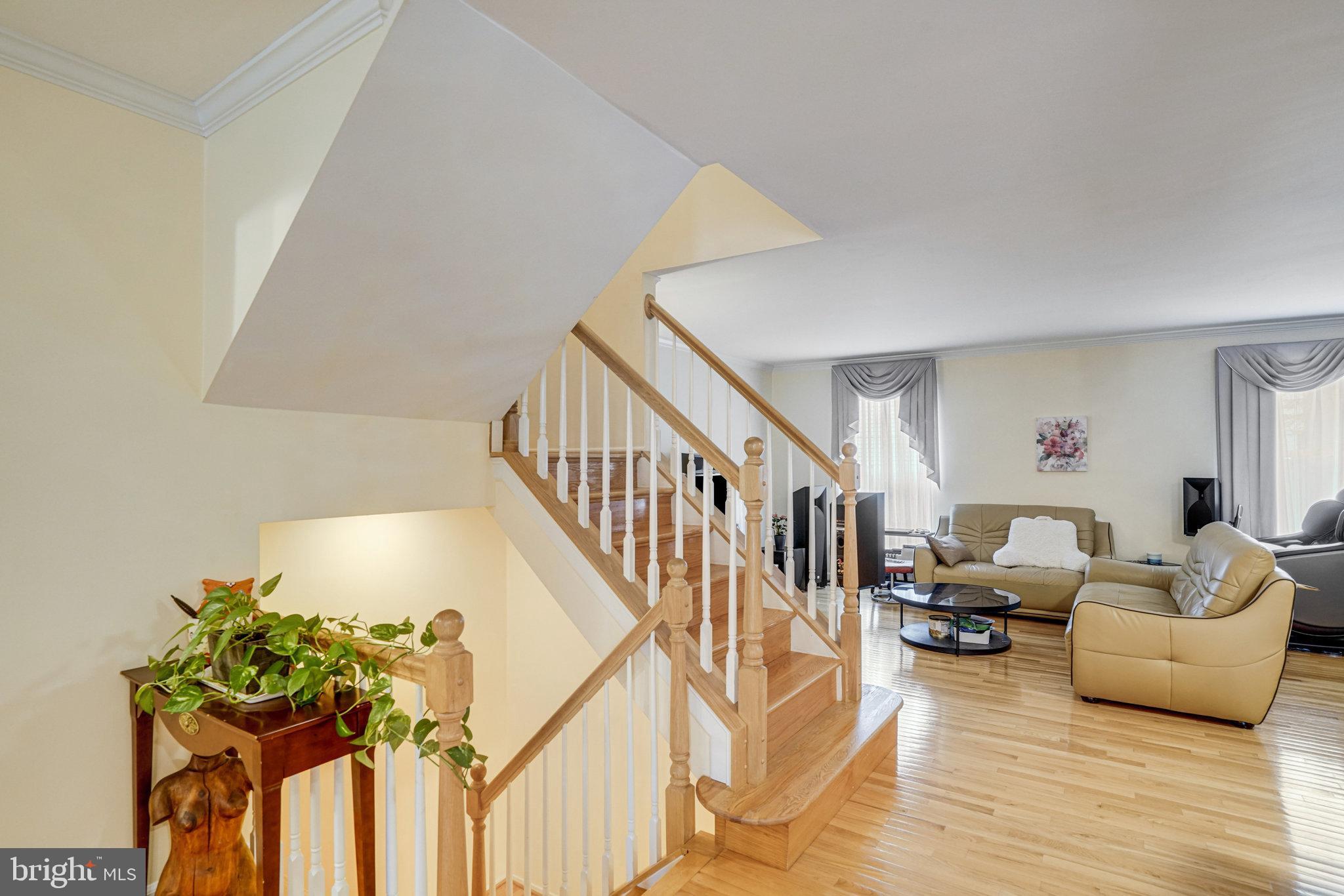 5941 Powell's Landing Road Burke, VA 22015 - Photo 16 of 71 Gallery Image 16