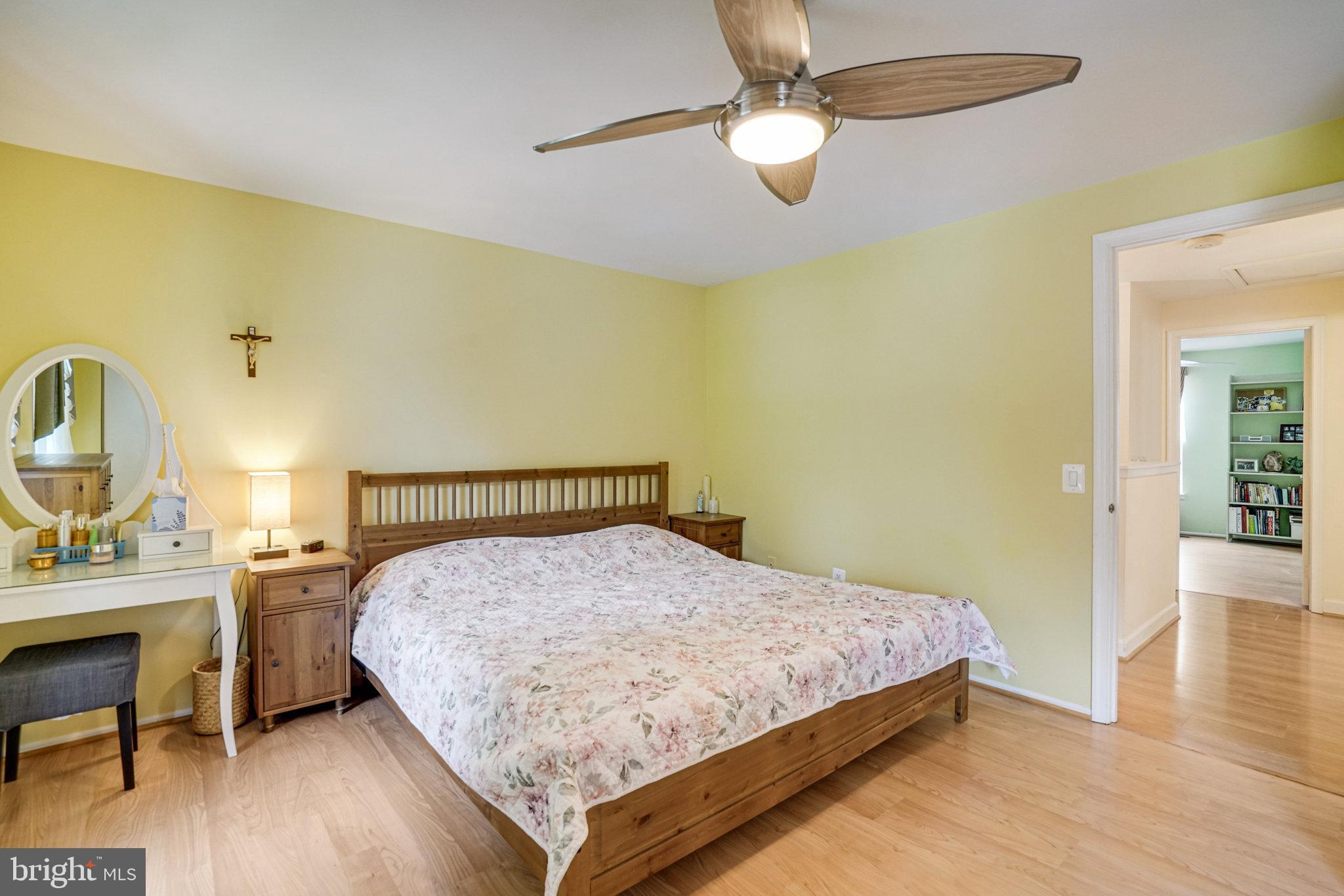 5941 Powell's Landing Road Burke, VA 22015 - Photo 18 of 71 Gallery Image 18
