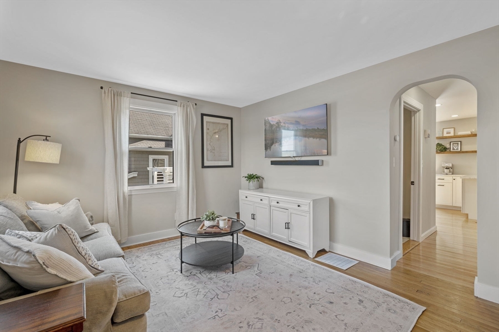115 Gardner Road Nahant, MA 01908 - Photo 8 of 37 Gallery Image 8