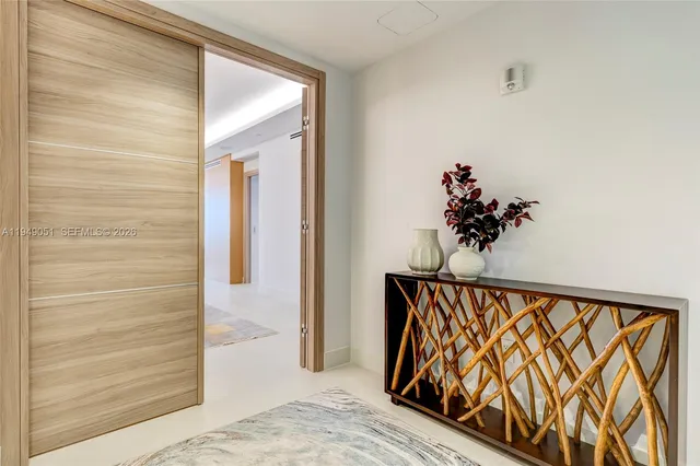 $16,500 | 515 Valencia Avenue, Unit 604, Coral Gables, FL 33134