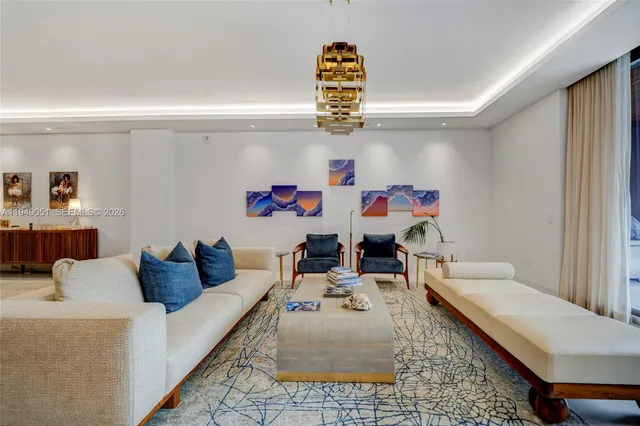 $16,500 | 515 Valencia Avenue, Unit 604, Coral Gables, FL 33134