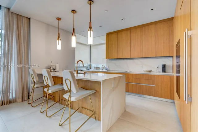 $16,500 | 515 Valencia Avenue, Unit 604, Coral Gables, FL 33134