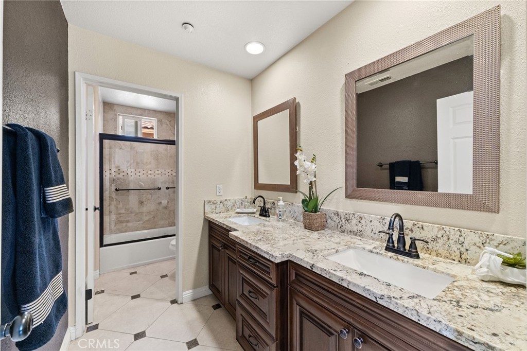 4065 Garvey Way Riverside, CA 92501 - Photo 20 of 43