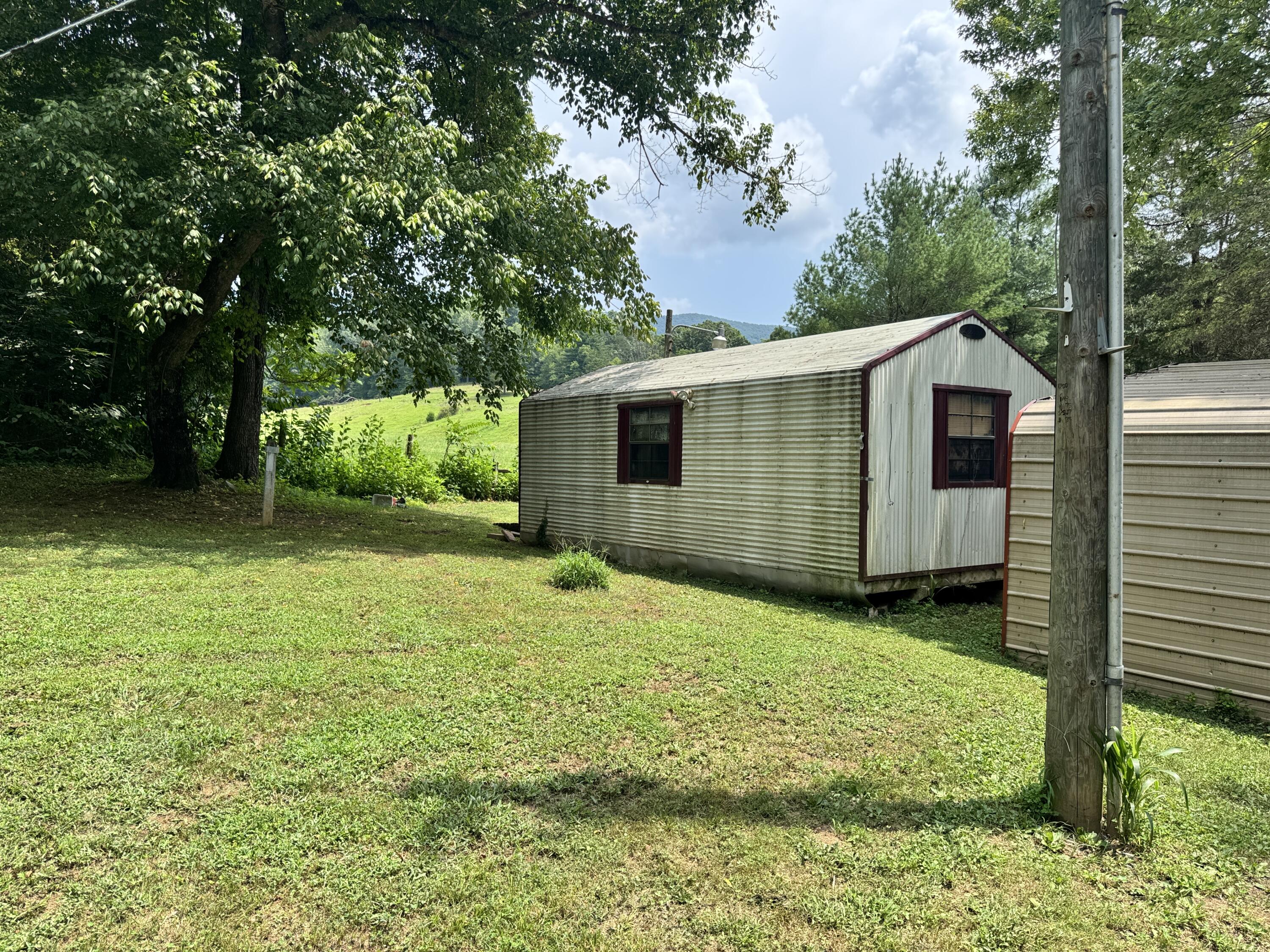 23 Meryls Road Buchanan, VA 24066 - Photo 25 of 26 Outbuilding