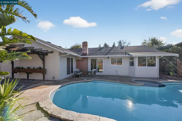 $995,000 | 5465 Preston Court, Concord, CA 94521