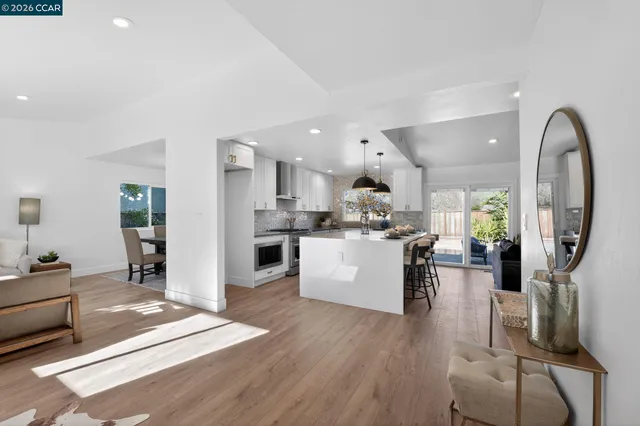 $995,000 | 5465 Preston Court, Concord, CA 94521