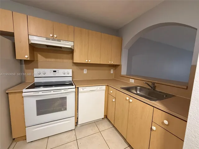 $1,975 | 2901 Southeast 13th Road, Unit 10541, Homestead, FL 33035