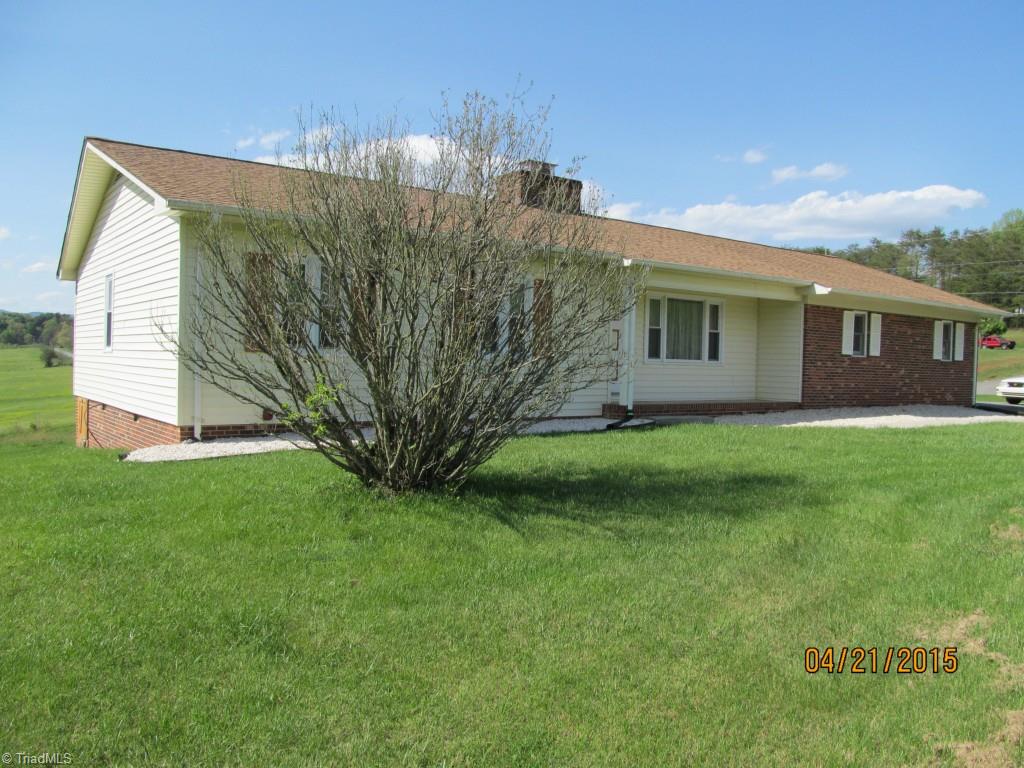 921 Pipers Gap Road Mount Airy, NC 27030 - Photo 2 of 19 Gallery Image 2