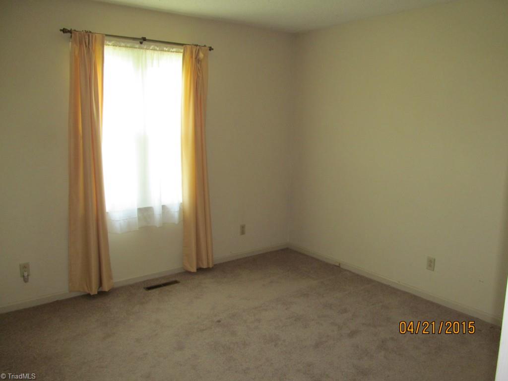 921 Pipers Gap Road Mount Airy, NC 27030 - Photo 14 of 19 Gallery Image 14