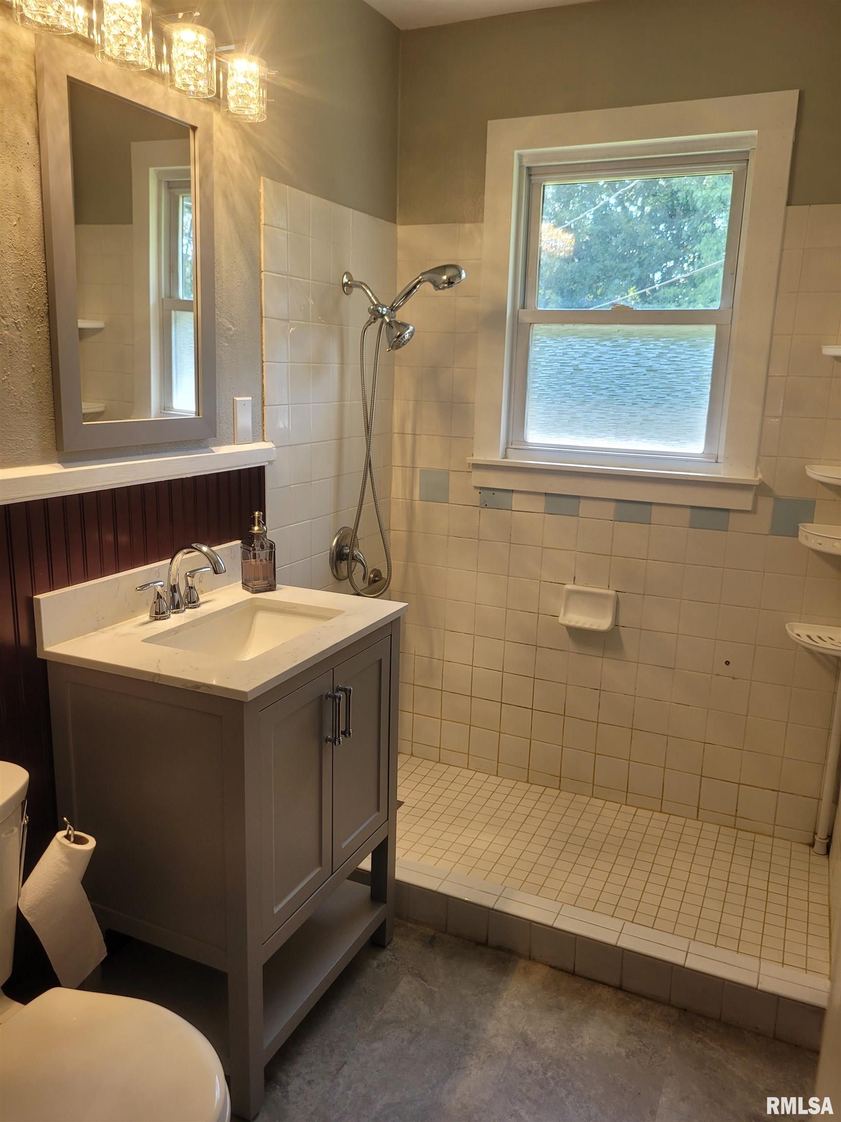 601 Nora Lane Mount Vernon, IL 62864 - Photo 9 of 20