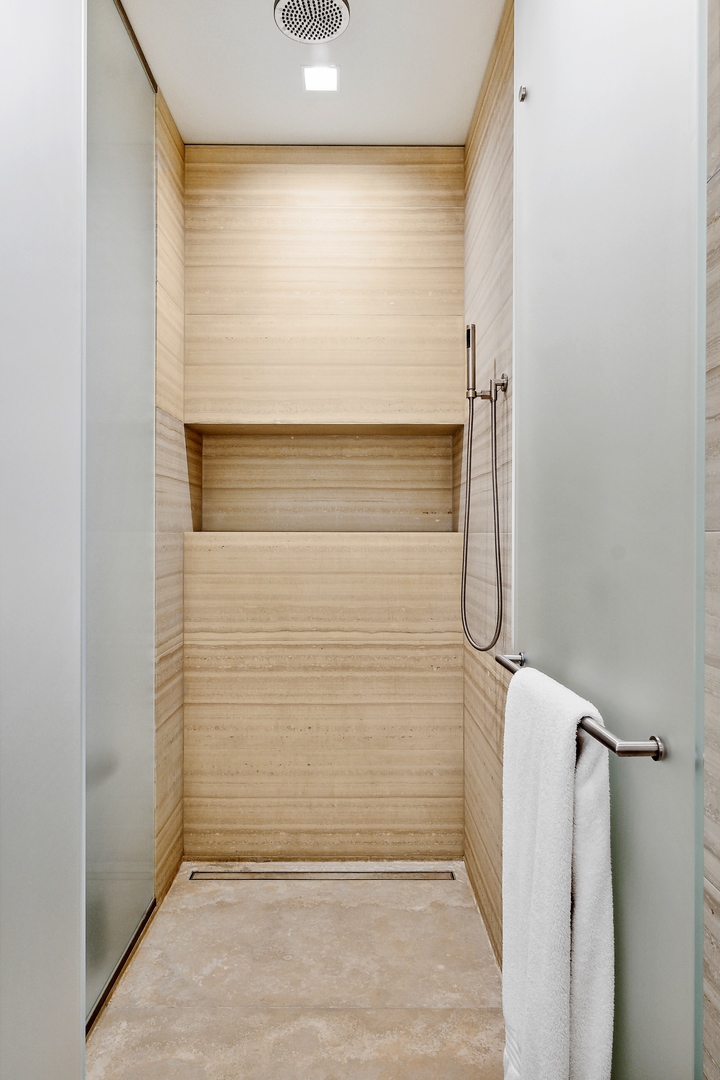 65 East Goethe Street, Unit 3W Chicago, IL 60610 - Photo 33 of 43 a bathroom with a shower