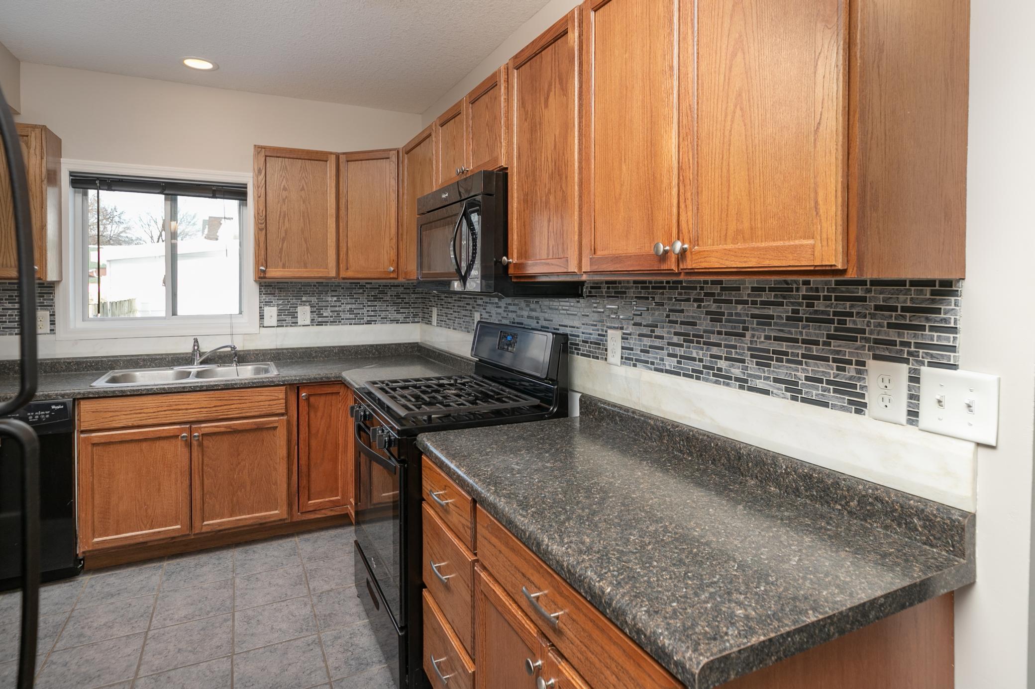 1302 3rd Street Northeast Rochester, MN 55906 - Photo 8 of 26 Gallery Image 8