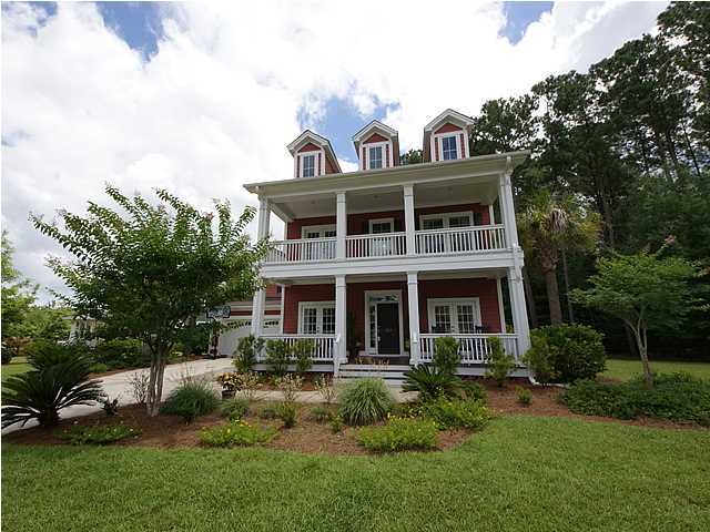 1819 Hall Point Road Mount Pleasant, SC 29466 - Photo 1 of 24 Primary Photo