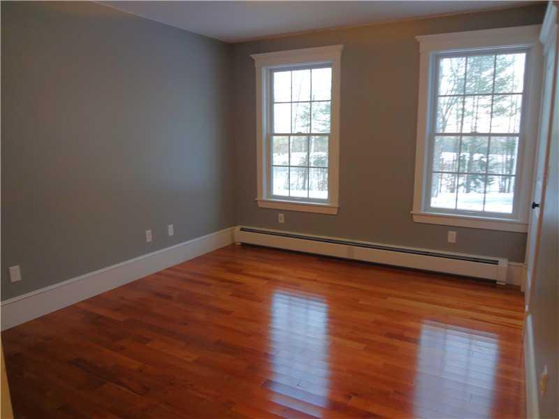 184 Beech Ridge Road Scarborough, ME 04074 - Photo 11 of 29 Den/Family/Great Room.