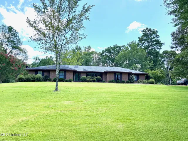 $320,000 | 1204 North Jordan Street, Carthage, MS 39051